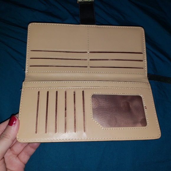 Wallet - Picture 3 of 3